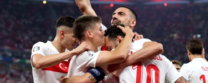 Türkiye yarı final için Hollanda karşısında