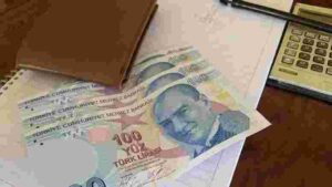 Emeklilere Zam Paketi Komisyonu geçti