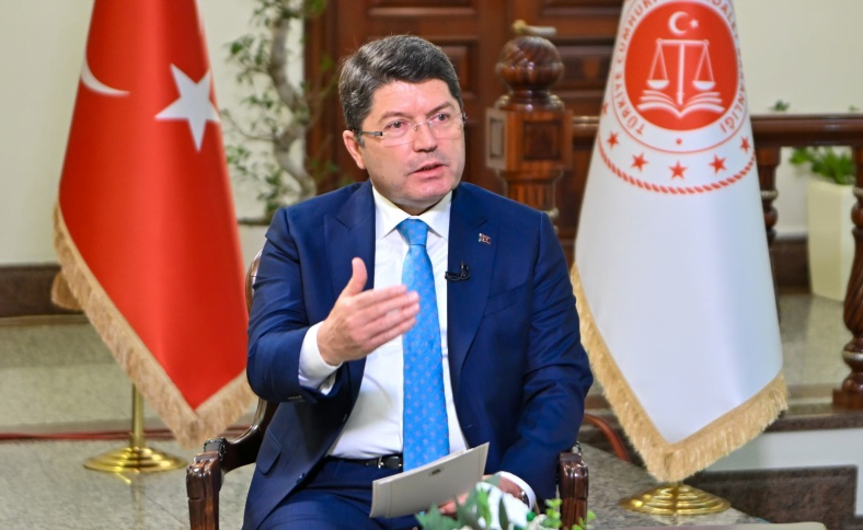 Parlamentomuz dünyaya demokrasi dersi veren bir karara imza attı