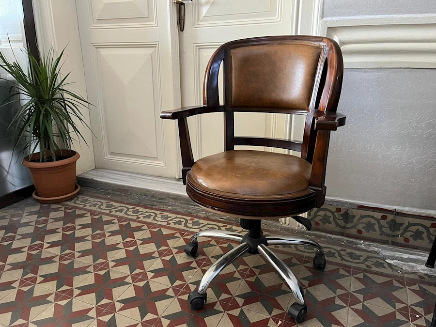 5 yıl tahta sandalye kullanacağım