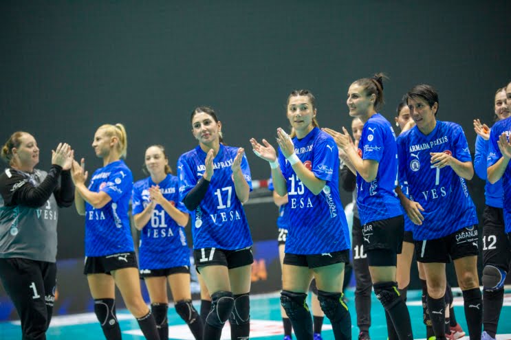 Armada Praxis Yalıkavak Kadın Hentbol Takımı Süper Kupa’yı Kazandı!