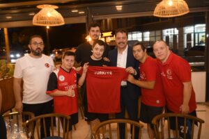 Belediye Başkanı Dr. Özer Kasap, Down Basketbol Milli Takımı ile Bir Araya Geldi