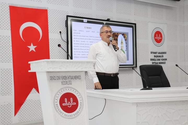 Diyanet İşleri Umre kafile görevlilerine eğitim semineri düzenledi