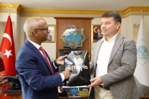 Etiyopya Büyükelçisi, Aksaray Belediye Başkanını Ziyaret Etti
