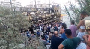 Antalya’da tur teknesi gerginliği