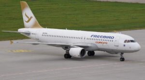 Freebird Almanya ve İngiltere’den Antalya uçuşlarını artırıyor