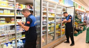 Finike zabıtadan sıkı denetim