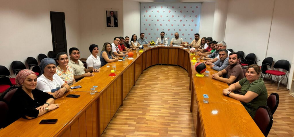 Başkan Akçay, personelinin görüşlerine kulak verdi