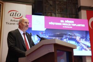 Tek haneli faizleri orta vadede göremeyeceğiz!