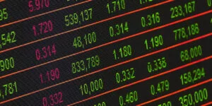 BIST100 haftanın son gününde pozitif kapattı
