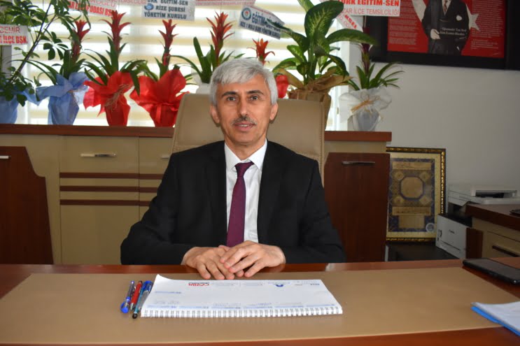 Rize Milli Eğitim Müdüründen kutlama mesajı