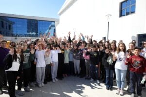 Yenimahalle Cumhuriyet Akademesi’nde ilk ders zili çaldı