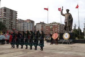 Atatürk’ün Rize’ye gelişinin 100. yılı törenle kutlandı