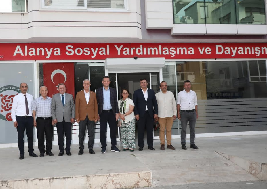 Alanya’da öğrencilere eğitim desteği