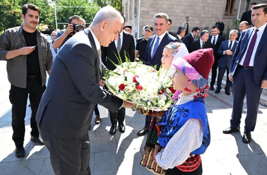 Ticaret Bakanı Ömer Bolat Isparta’yı ziyaret etti