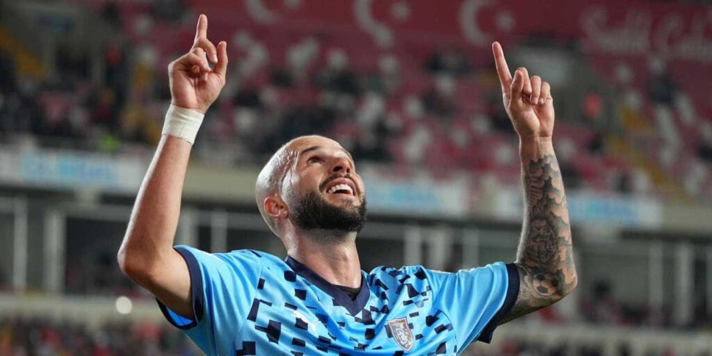 Başakşehir, Sivas deplasmanından 3 puanla döndü