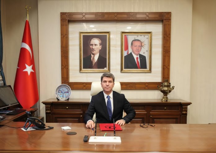 Amasya Valisi olarak atanan Önder Bakan görevine başladı