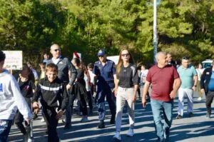 Sağlık için yürü sertifikanı Al