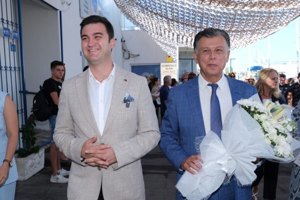 Ege’nin İki Yakası, Dostluk Konserinde Buluştu