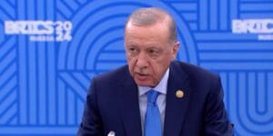 Cumhurbaşkanı Erdoğan Rusya’da BRICS Zirvesinde konuştu: “Bu menfur saldırıyı lanetliyorum”