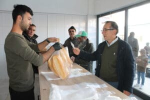 Çay Belediyesi ekmekte indirim yaptı