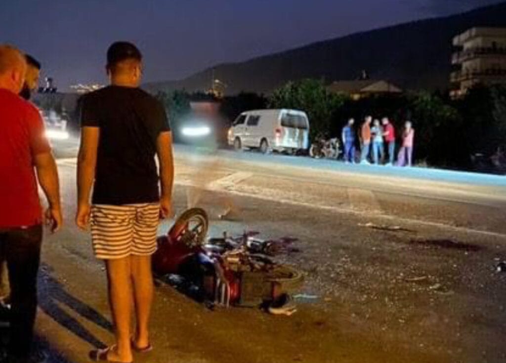 Antalya Finike’de motosiklet kazası: 1 ölü, 1 yaralı