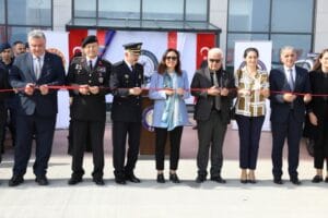 Yalova’da emniyet ve asayiş hizmetlerine araç desteği