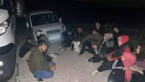 İzmir Kıyılarında Düzensiz Göçmen Operasyonu: 110 Kurtarıldı, 64 Yakalandı