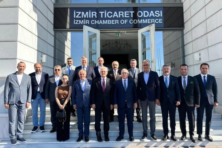 Sivas Valisi ve Sivas TSO’dan İzmir ziyareti