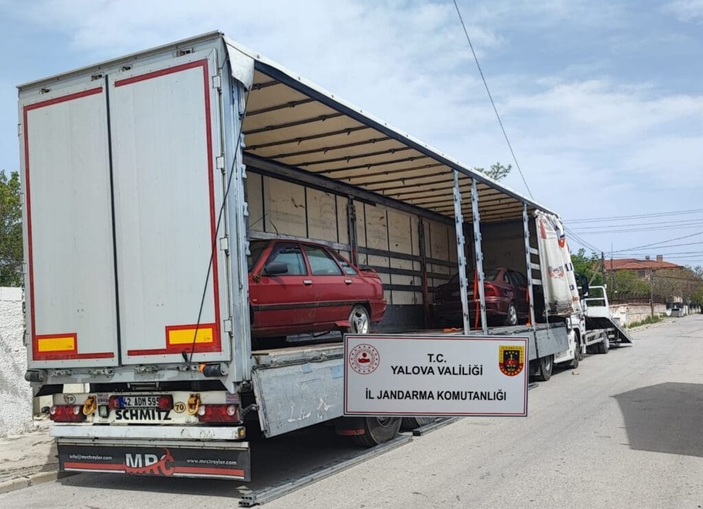 Sahte Belgelerle Satılan Hacizli Araçlar Ele Geçirildi