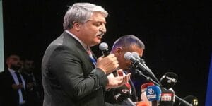 Yavuz Ağıralioğlu’nun parti açılışı dualarla başladı!