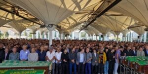 Trafik kazasında hayatını kaybeden AK Parti üyesi Betül Önderoğlu defnedildi