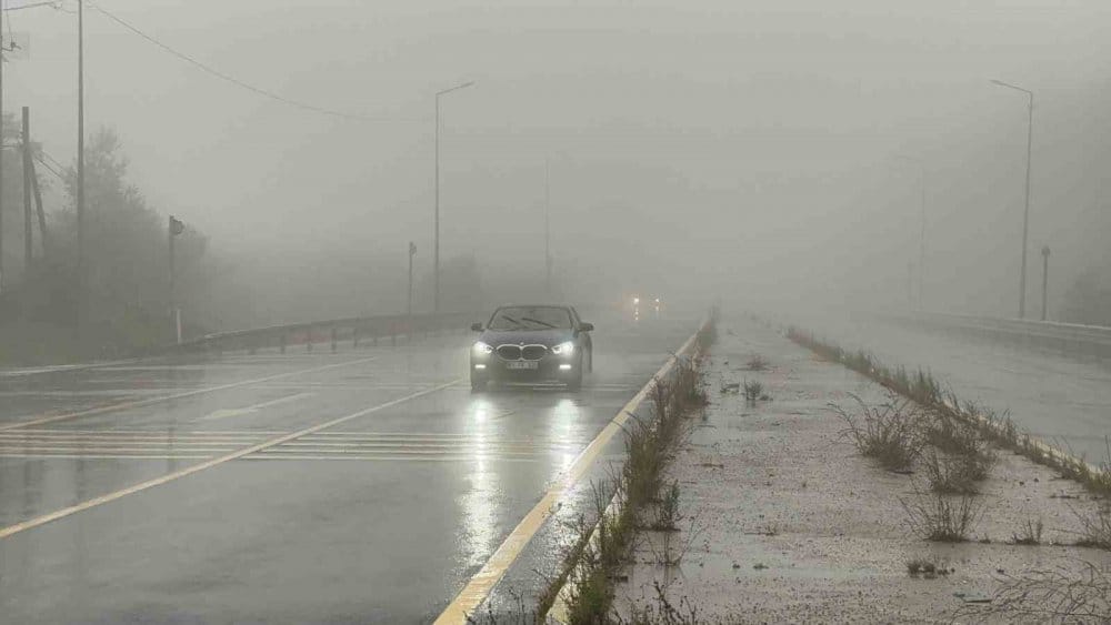 Bolu Dağı’nda sis görüş mesafesini düşürdü