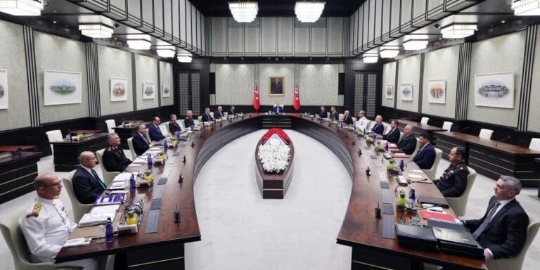 Güvenlik ve dış politika vurgusu