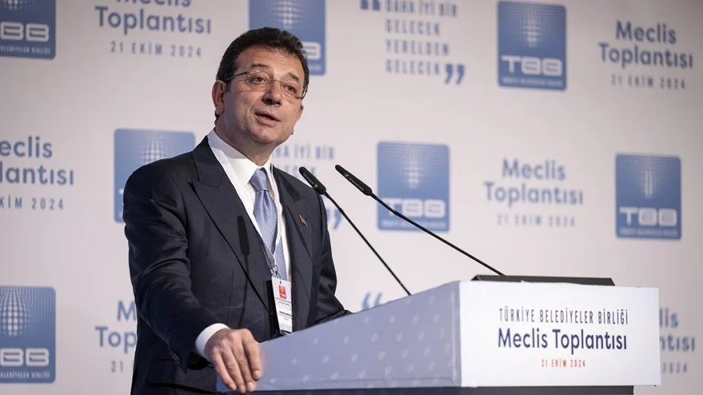 Türkiye Belediyeler Birliği toplantısında konuşan İmamoğlu: “Gelir açmazına doğru sürükleniyoruz”