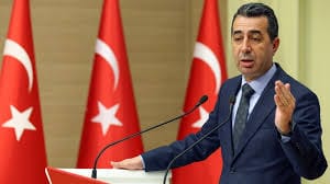 Erhan Adem’den, bin 700 liraya çıkartılan sınav ücretine tepki