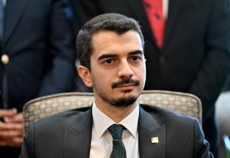 Hüseyin Can Güner’den Çankaya Evleri Kurslarıyla ilgili açıklama: “Kendi imkanlarımızla devam edeceğiz”