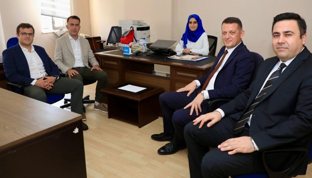 Kaymakam Ürkmezer’den hayırlı olsun ziyaretleri