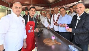 Ümit Uysal memleketi Gazipaşa’da