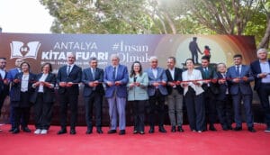 14. Antalya Kitap Fuarı kapılarını açtı