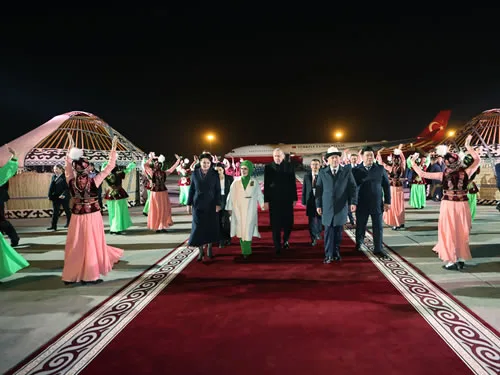 Cumhurbaşkanı Erdoğan Kırgızistan’da