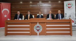 Bakan Kacır, Amasya’da iş dünyasıyla buluştu