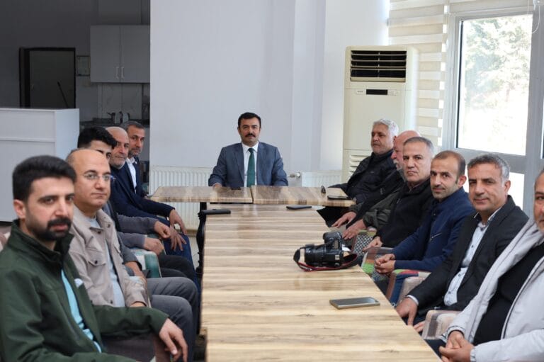 Kaymakam Soysal basınla bir araya geldi.