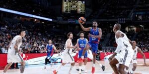 Anadolu Efes, Euroleague’de Real Madrid’i deplasmanda devirdi