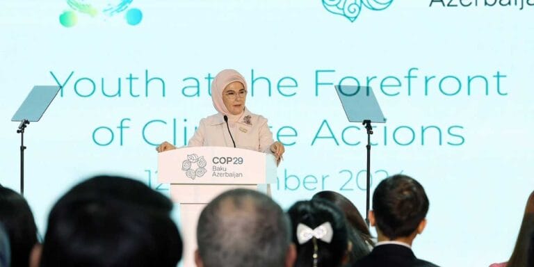 Emine Erdoğan, Bakü’de Sıfır atık projesini anlattı