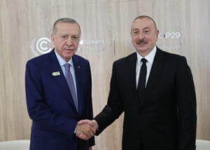 Cumhurbaşkanı Erdoğan, Azerbaycan Cumhurbaşkanı Aliyev ile bir araya geldi