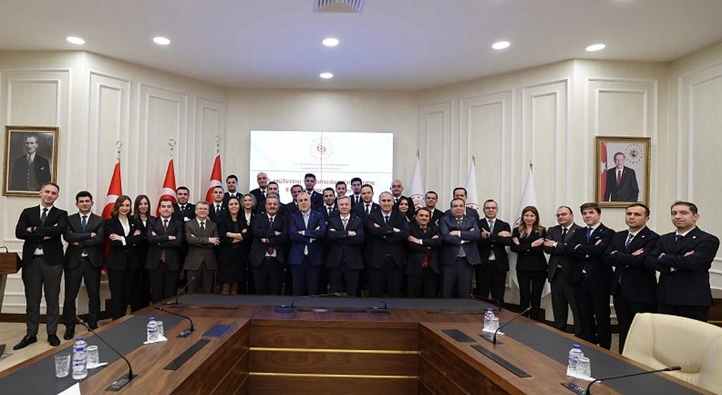 Bakan Işıkhan, “İş Müfettişi Yardımcıları Rozet Takma Töreni” ne katıldı