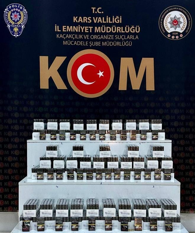 Kars KOM Şubeden Kaçakçılık operasyonu: 10 kişi yakalandı