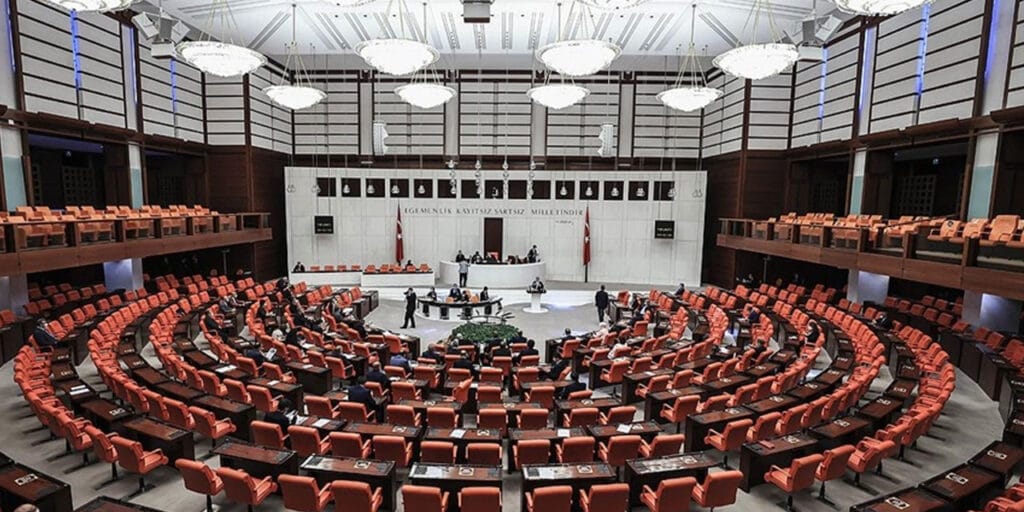 9. Yargı Paketi’nin ilk 5 maddesi TBMM’den geçti