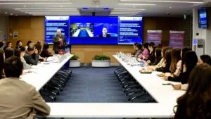 “Orta Asya’da sürdürülebilir kalkınma için veri gazeteciliği” konferansı düzenlendi